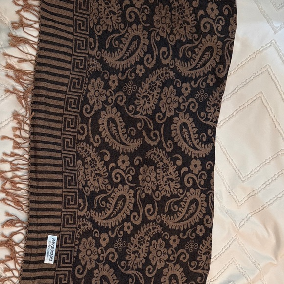 pashmina Accessories - Pashmina Brown Paisley Scarf